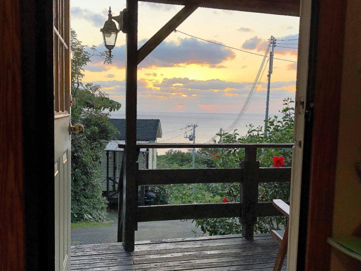 Panorama Ocean View Cottage Motobu Exteriér fotografie