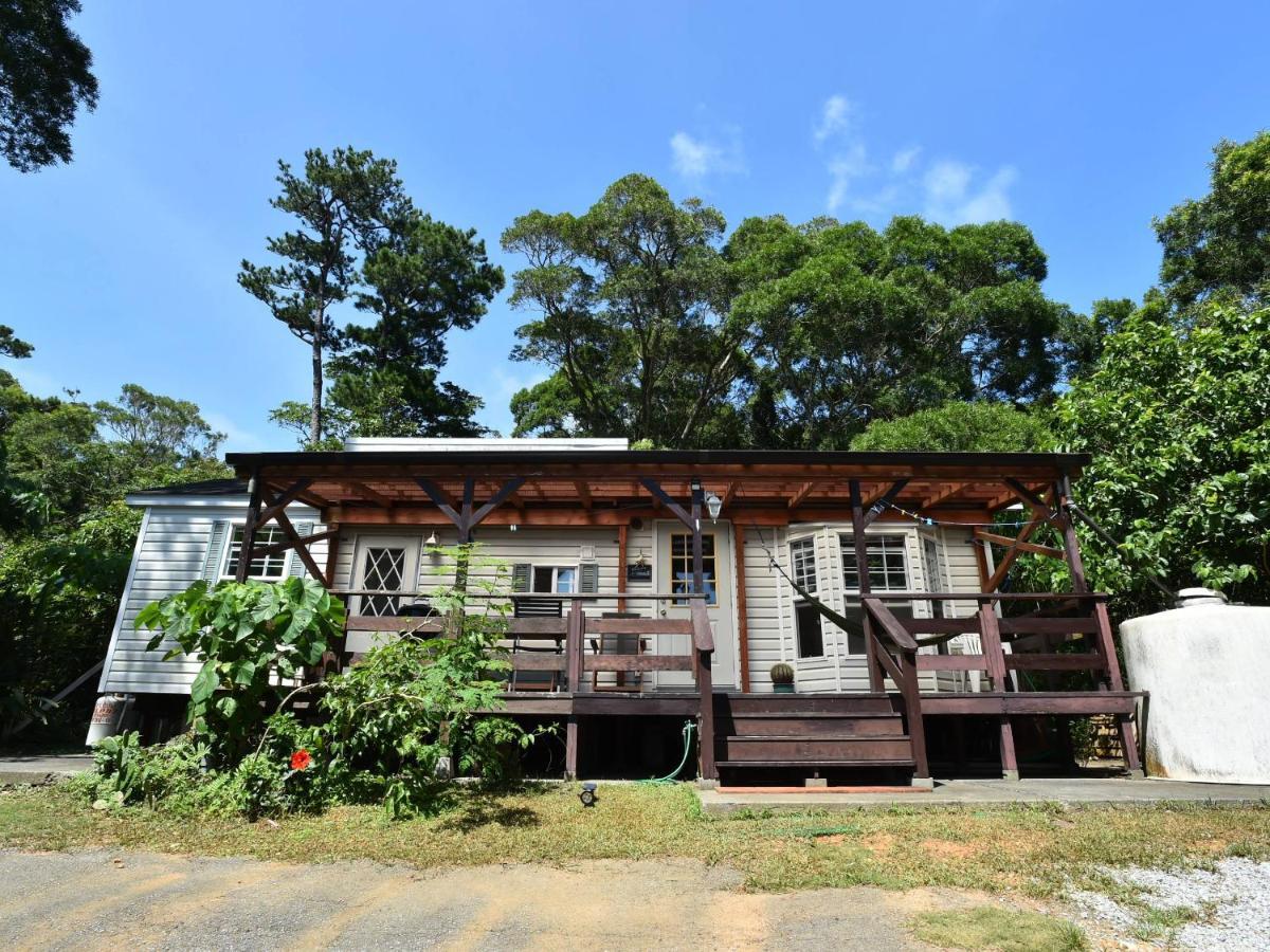 Panorama Ocean View Cottage Motobu Exteriér fotografie