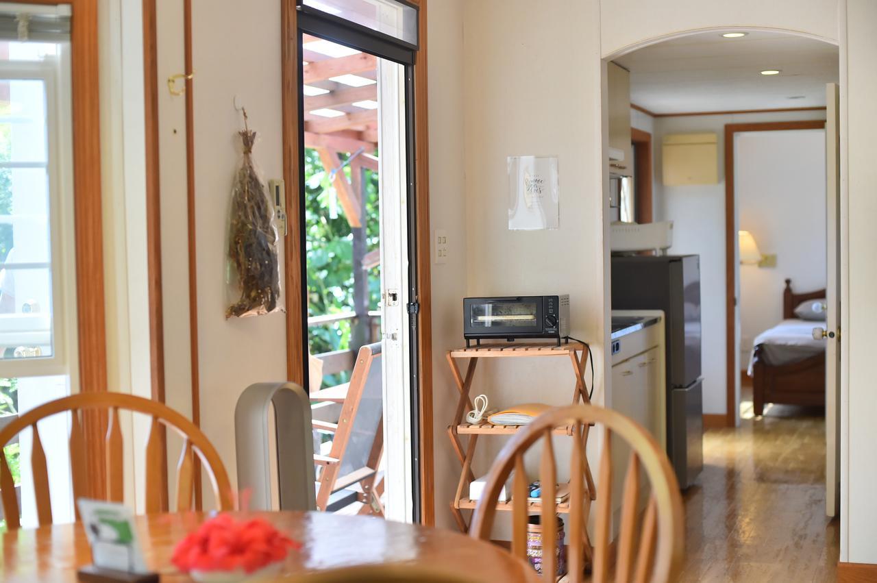 Panorama Ocean View Cottage Motobu Exteriér fotografie