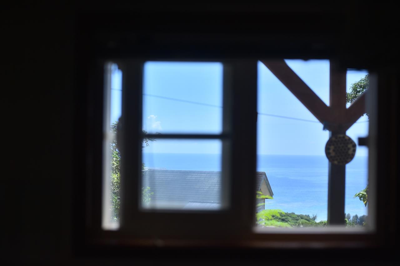 Panorama Ocean View Cottage Motobu Exteriér fotografie