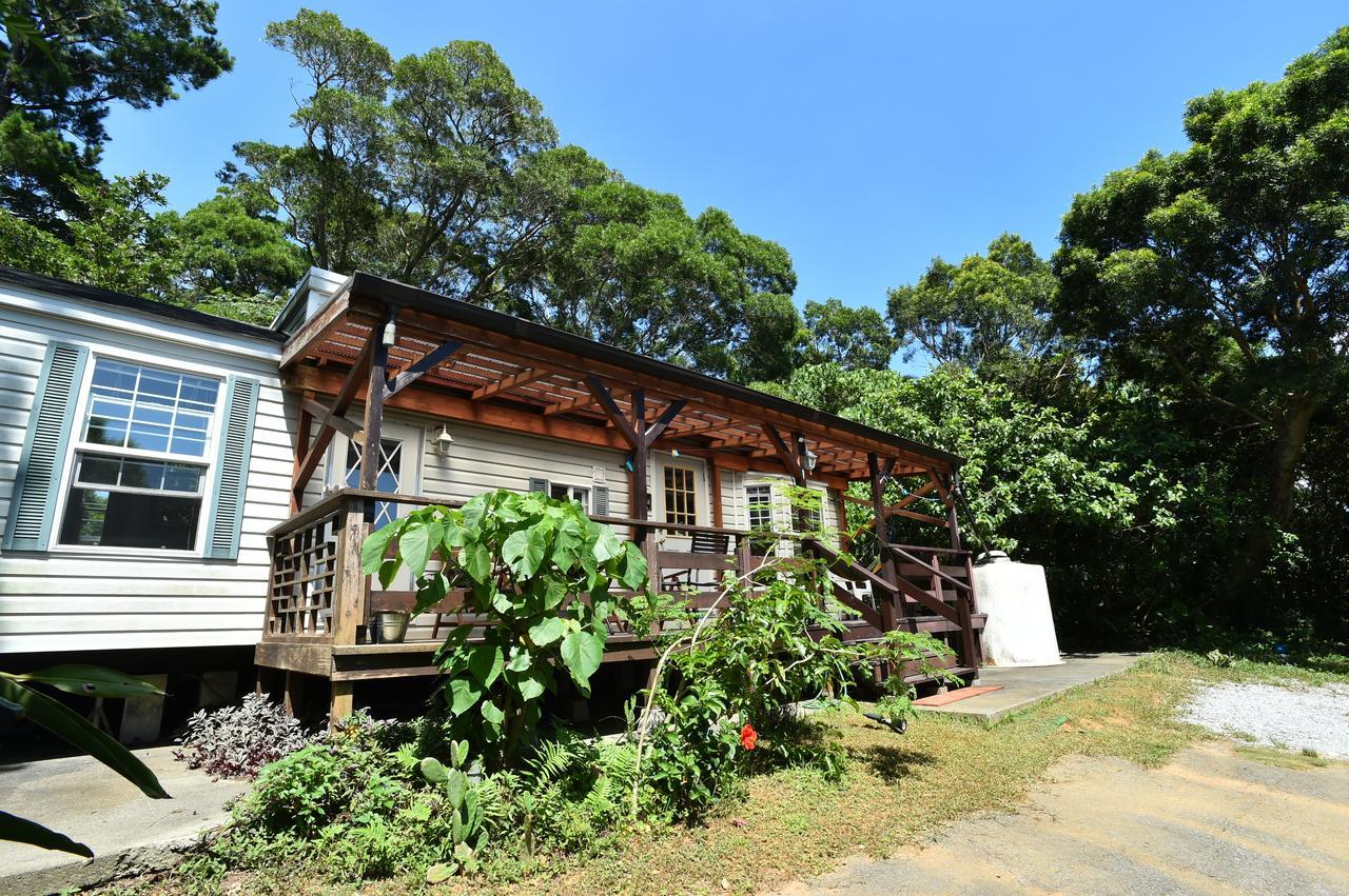 Panorama Ocean View Cottage Motobu Exteriér fotografie